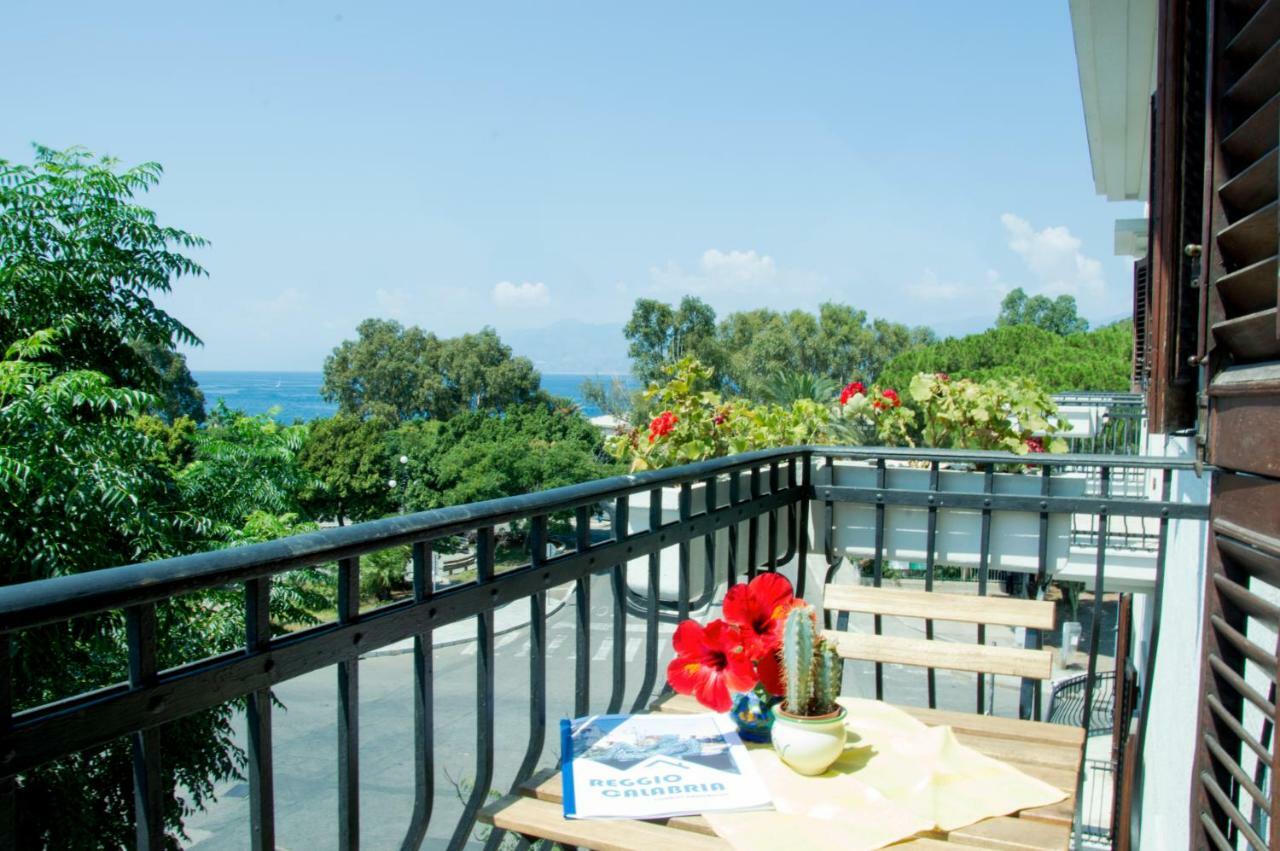 Via Roma Apartment Reggio Calabria Exterior photo