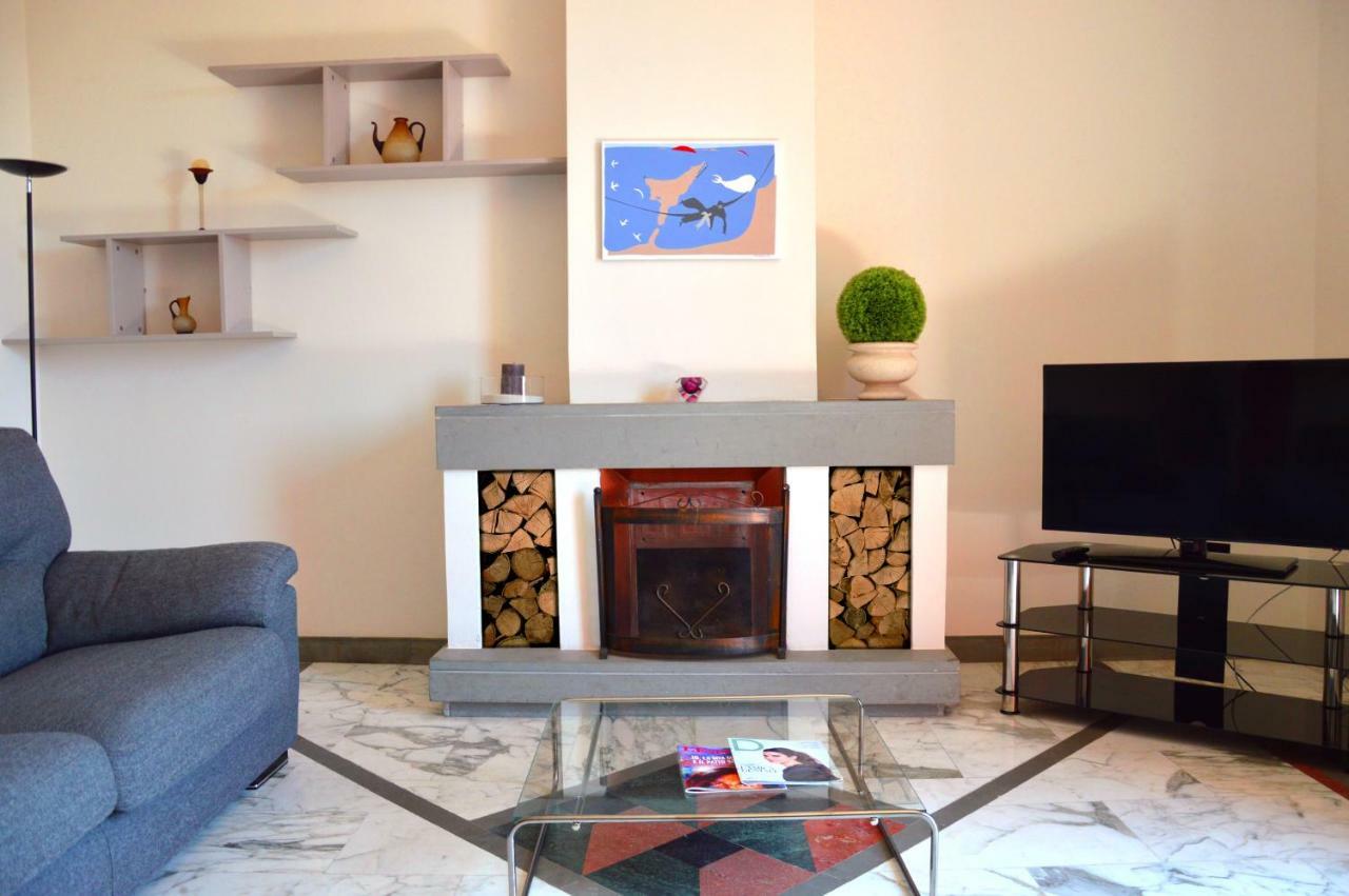 Via Roma Apartment Reggio Calabria Exterior photo